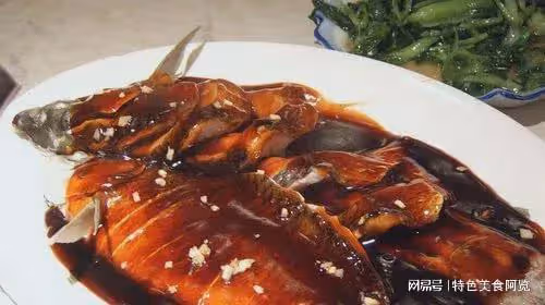 盤點國內吹的最過的三道美食,外地人搶著買,本地人看了都想吐