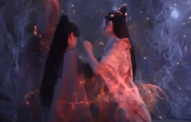 與鳳行:逆天改命,神君凡胎孕女,千年守候終迎圓滿