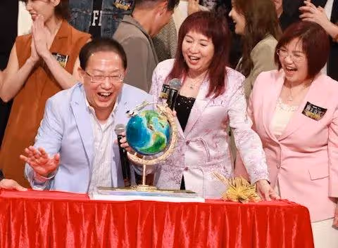 TVB視帝率領劇組邀總監製再拍《逆天奇案3》,網友反對:別拍了