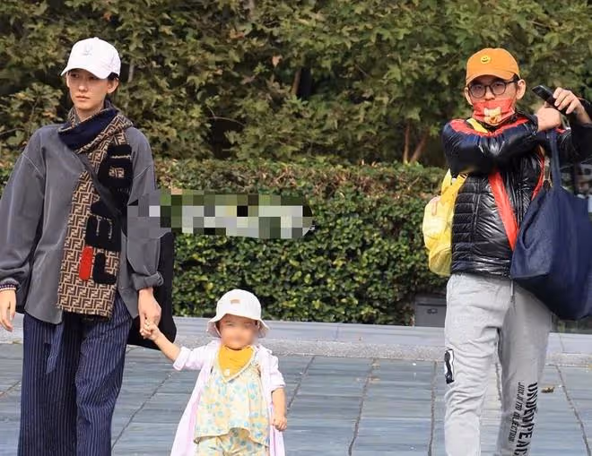 孟耿如眼裡只有老公該檢討,為了黃子佼遭到眾人唾棄