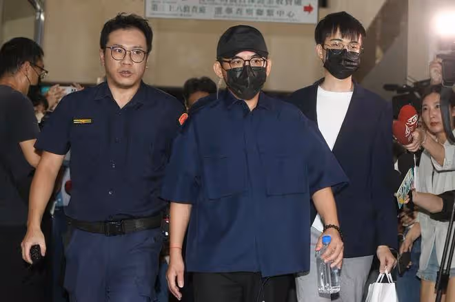 孟耿如眼裡只有老公該檢討,為了黃子佼遭到眾人唾棄