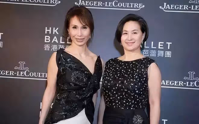 47歲何猷龍出席活動,姐姐何超瓊助力,事業版圖超過父親何鴻燊