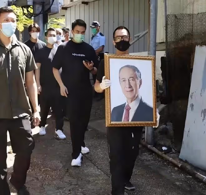 47歲何猷龍出席活動,姐姐何超瓊助力,事業版圖超過父親何鴻燊