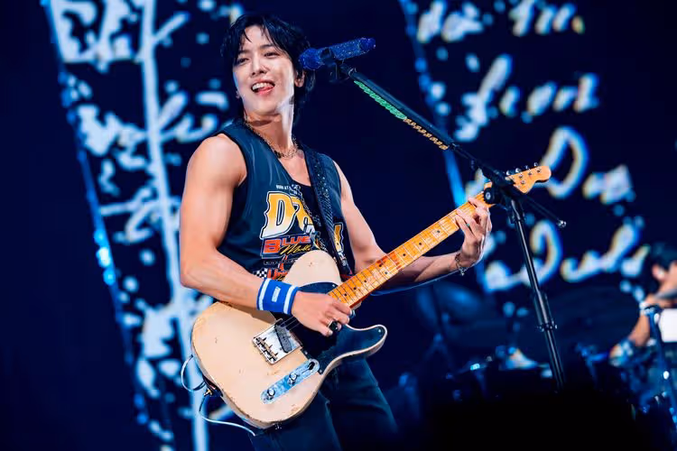 CNBLUE高雄開唱暖為災民祈福！鄭容和出考題放話不合格「被我淘汰」