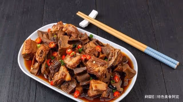 愛上美食,如何做冬筍燒排骨更好吃呢?