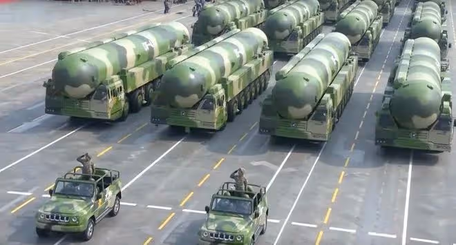 全球六大燒錢武器，第六名1分鐘燒掉2200萬，第一名1發就消耗25億