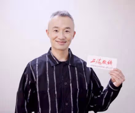52歲主持人程雷被偶遇，自曝壓力大倆兒子，還有1600萬房貸沒還