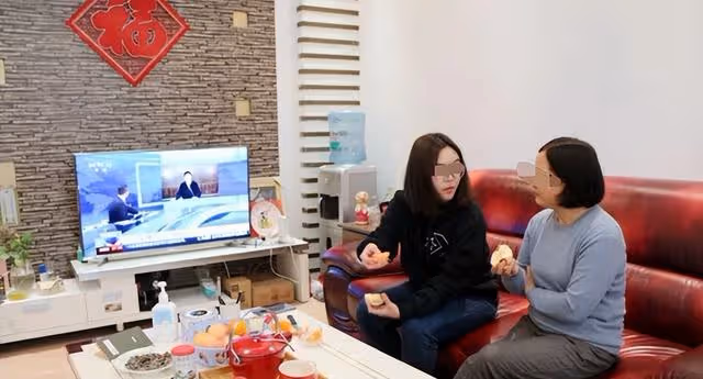 表姐是單親媽媽！我把房子免費借「她們母女住3年」，尪住院「她突然搬走」一拆開信封傻眼