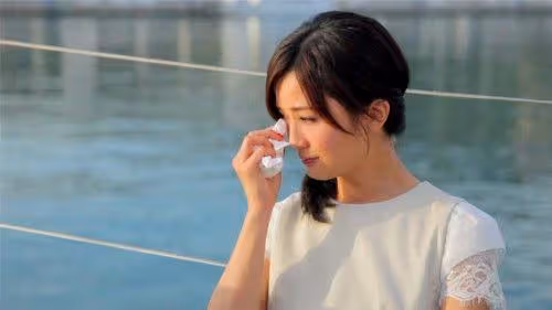 閨蜜搶走了我老公，算命師卻跟我說：妳以後還要感謝她，1年之後接到閨蜜的電話，整個人傻眼了