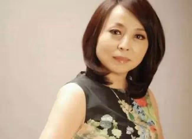 22歲小伙愛上41歲女老闆,追求7年終成眷屬,9年後他們現狀如何