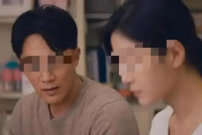 20年前,一句玩笑話我挨了一巴掌,老公和我離了婚,兒子成了仇人
