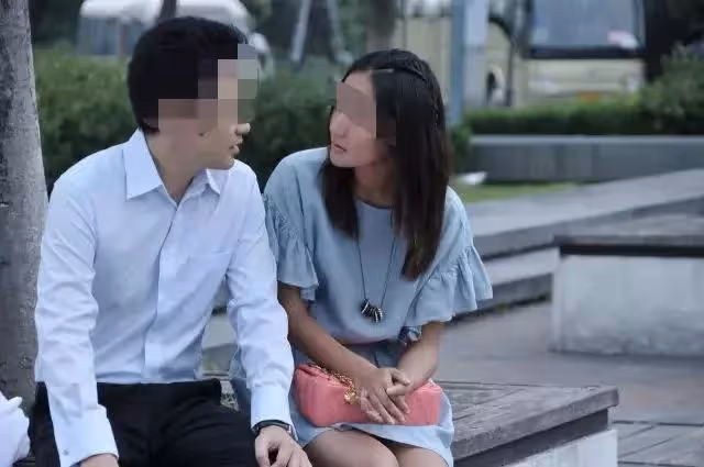 20年前,一句玩笑話我挨了一巴掌,老公和我離了婚,兒子成了仇人