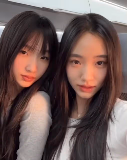 小S倆女兒近照曝光，許曦文許韶恩同框比美，顏值氣質均超媽媽