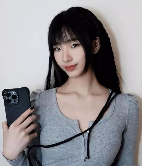 小S倆女兒近照曝光，許曦文許韶恩同框比美，顏值氣質均超媽媽