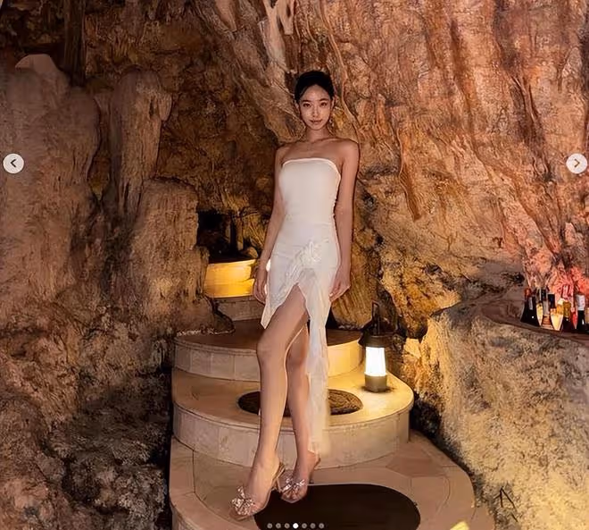 小S倆女兒近照曝光，許曦文許韶恩同框比美，顏值氣質均超媽媽
