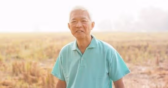 68歲的單身公公不習慣城市生活，父母出了一個好主意，一舉三得