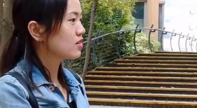 35歲少婦愛上姐夫，被人唾棄受盡屈辱：他只想快活，把我害慘了