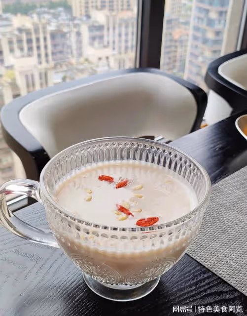 省事兒!老兩口的養生早餐,蒸蒸煮煮真健康,吃得好舒服!