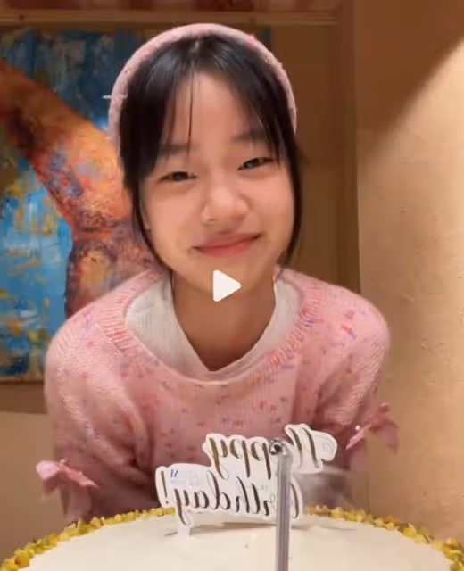 小S兩個大女兒一起旅行顏值爆表，小S驕傲發文：我女兒很漂亮