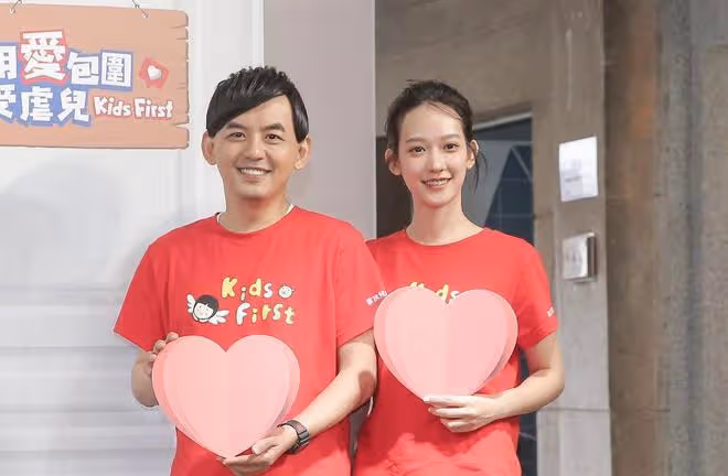 又一名女性站出來指控黃子佼，17歲時被侵害，黃子佼可能面臨坐牢