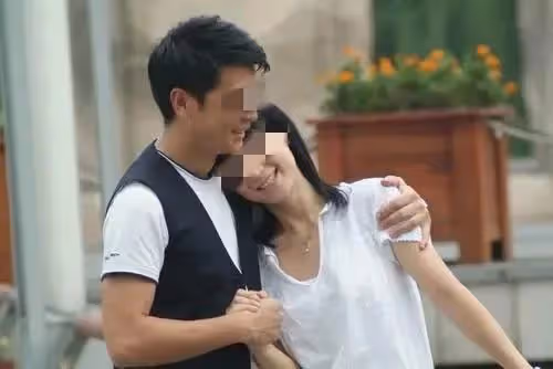 為了前途我捨棄了陪我十年的女友，她為了報復逆襲嫁給了我的老闆