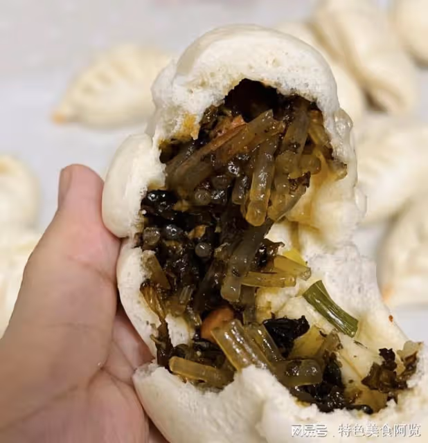 陝西人從小吃到大的【地軟包子】！薄皮大餡，香辣入味，超過癮~