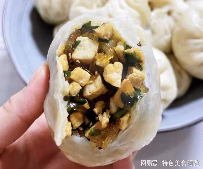 陝西人從小吃到大的【地軟包子】！薄皮大餡，香辣入味，超過癮~