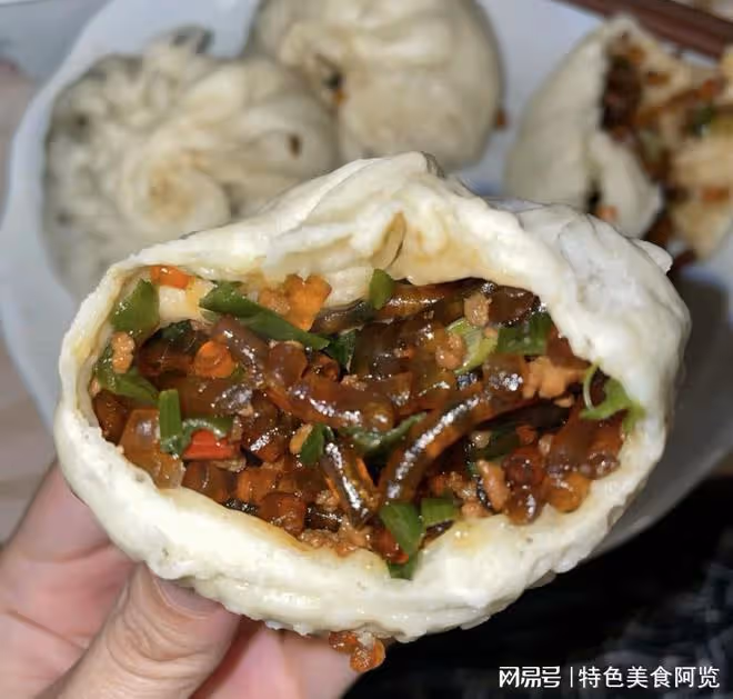 陝西人從小吃到大的【地軟包子】！薄皮大餡，香辣入味，超過癮~