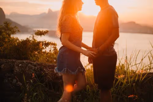 婚姻必考題:5件最傷老婆的事,男人們千萬別做!