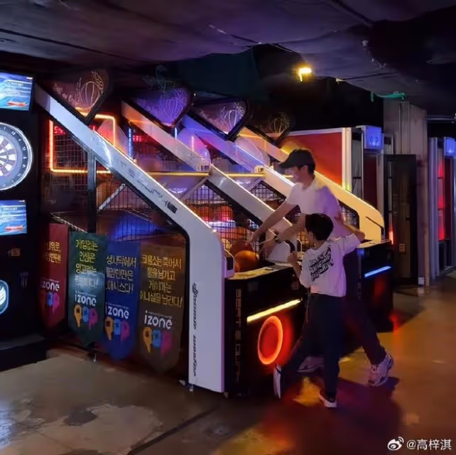 高梓淇罕曬與兒子合照，公開感謝前妻蔡琳，6歲禮物長得像媽媽