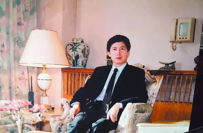 繼承70億財產,享受半世榮華,他晚年懺悔:來生我想有妻有子