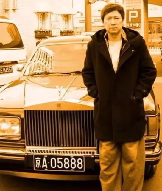 繼承70億財產,享受半世榮華,他晚年懺悔:來生我想有妻有子