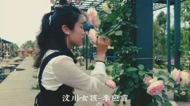 意外失去雙腿,又被丈夫拋棄,她卻笑對人生,活出別樣的精彩