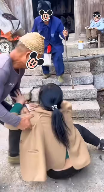 女子離婚後去前夫家看望孩子，遭前夫驅趕：不要來打擾我們的生活