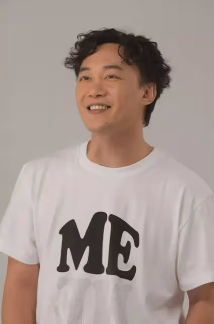 陳奕迅南京演唱會被觀眾豎中指！生氣背對觀眾演唱，觀眾直呼退票