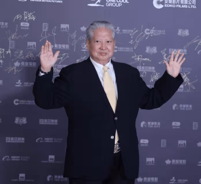 成龍發文慶祝70大壽！親自回應突變衰老：是一件幸運的事
