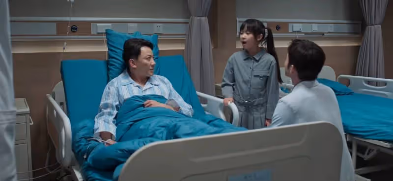 《手術直播間》:頂著面癱臉卻要演「醫生」,誰的審美出了問題?
