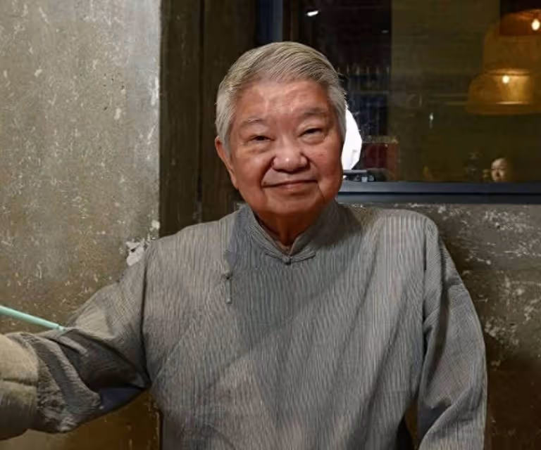 蔡瀾曝妻子意外摔倒後離世,花高價住五星級酒店,準備賣掉舊宅