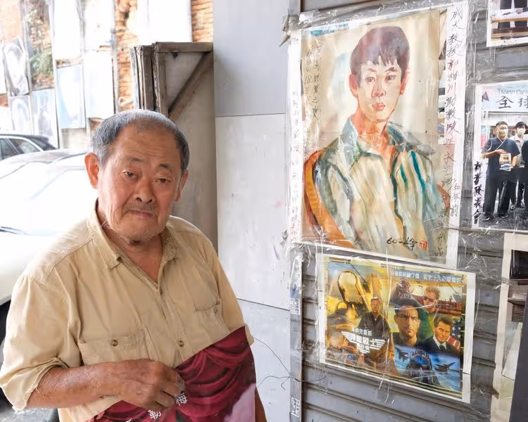 國寶畫師顏振發手繪半世紀　獲北影「卓越貢獻獎」：要畫到看不見為止