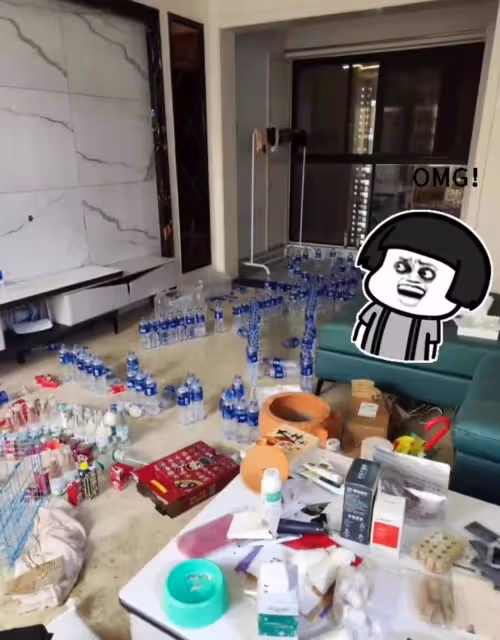簽約同意租客「可以養寵物」！房東聽到「噠噠聲」開門一看傻眼了