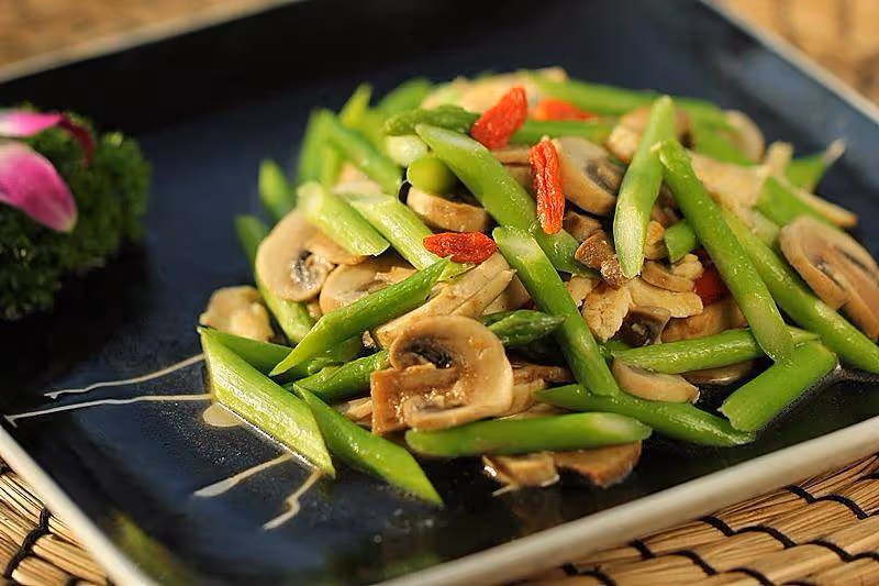 春補鉀，身不乏！ 建議中老年多吃「4種高鉀菜」解春困　精神好：腿腳更有勁