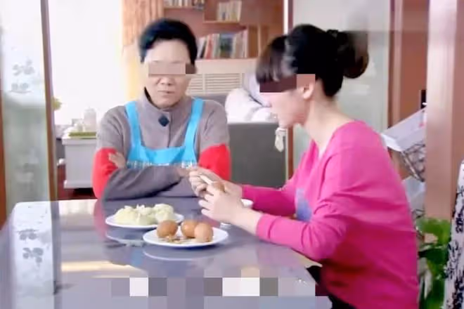 十年前，我裸婚嫁給農二代，父母和我翻了臉，任性的代價就是活該