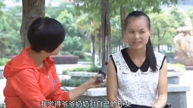 丈夫為了錢把女兒送人，妻子四處尋找，公婆：沒人帶，只能送掉