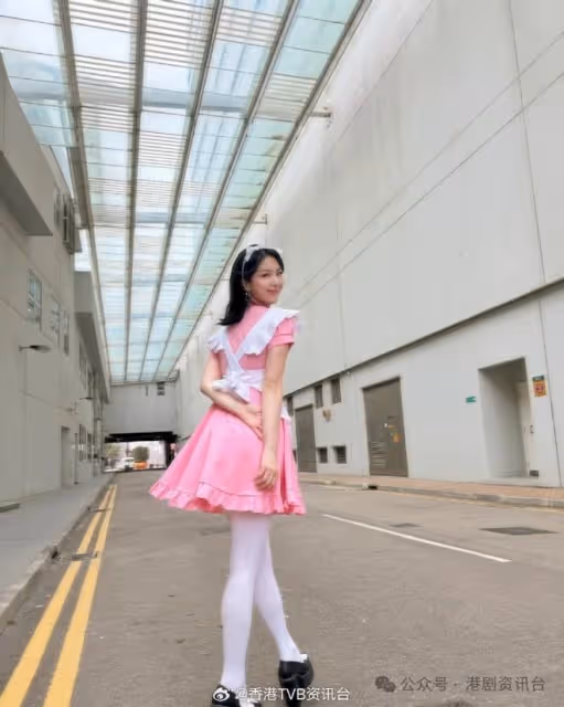 TVB小花女僕誘惑可愛感！ 因楊思琦而選港姐 曾傳戀MIRROR成員