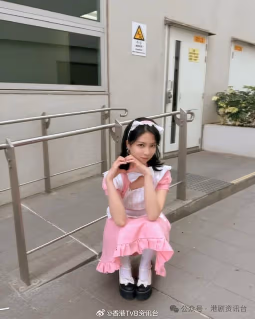 TVB小花女僕誘惑可愛感！ 因楊思琦而選港姐 曾傳戀MIRROR成員