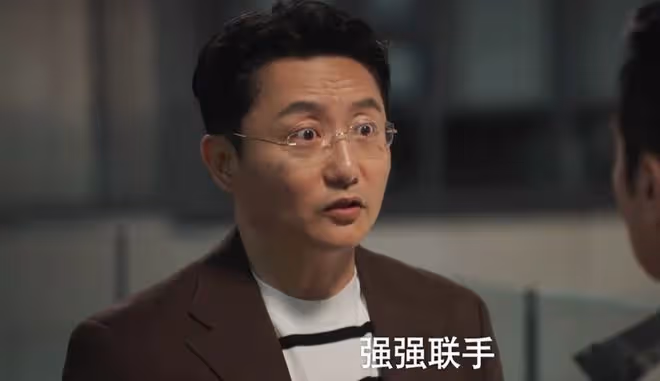 《城中之城》首播：拋妻棄子的蘇見仁，才是最精明的人？害慘趙輝