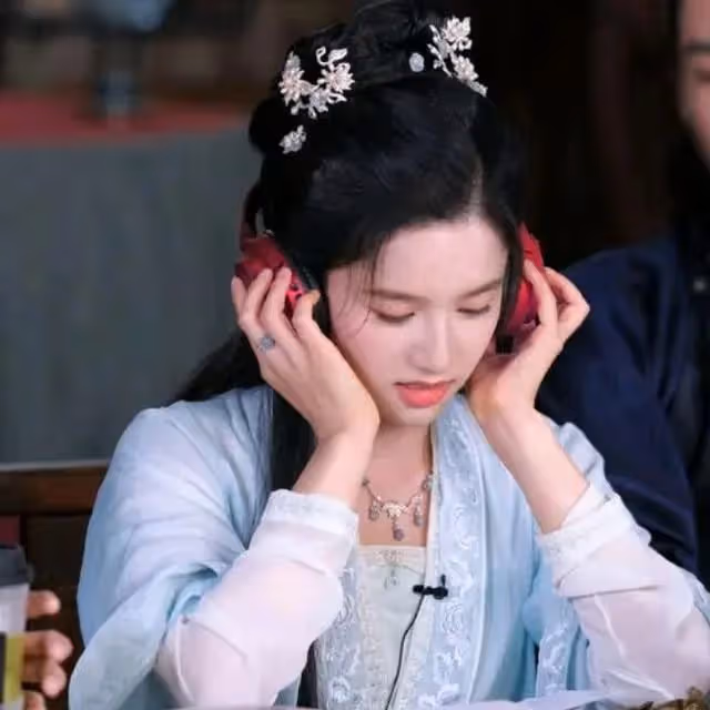 惜花芷:看了原著才知,皇帝對顧晏惜的寵愛有多假