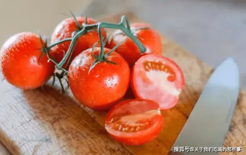 買西紅柿時,遇到「這5種」再便宜也不能買,看完記得告訴家裡人