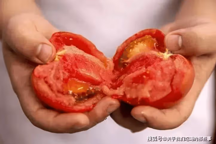 買西紅柿時,遇到「這5種」再便宜也不能買,看完記得告訴家裡人