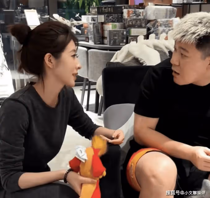 曝「羽毛球女神」李謠懷孕!細節暗示男友韓景楓,彼此家長已見面